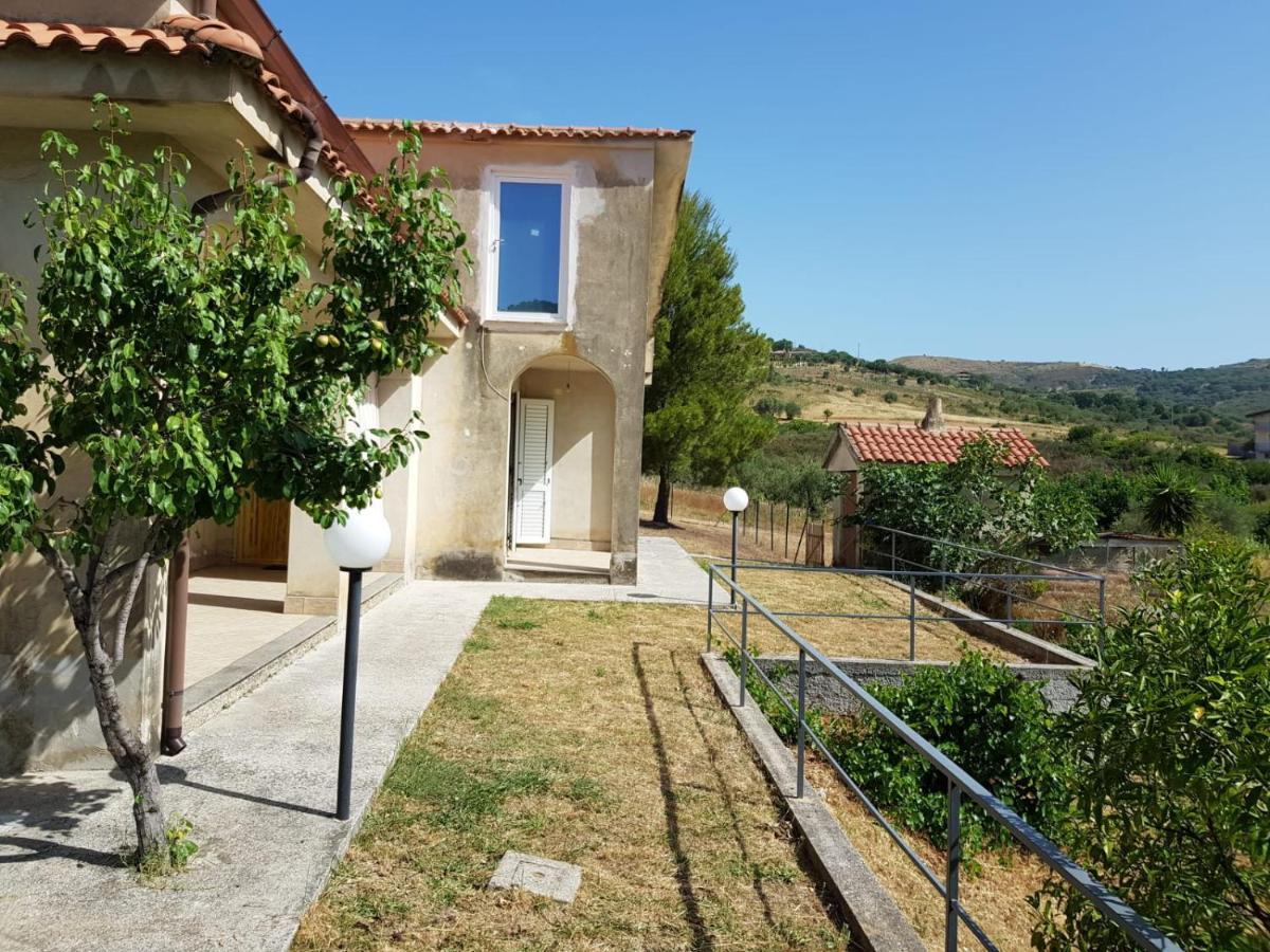 Villetta Nel Verde Ascea Bagian luar foto